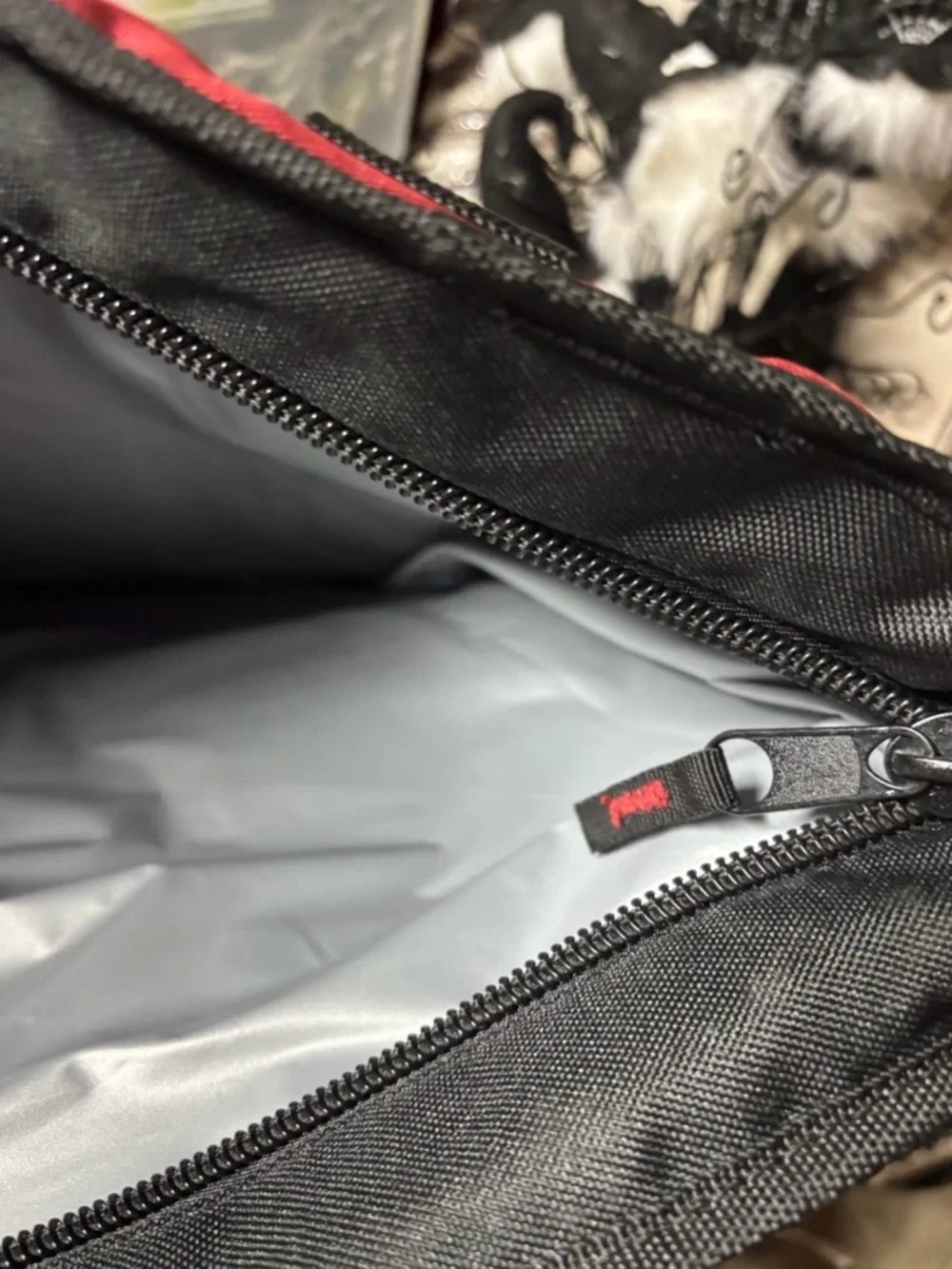 Ozark Trail 50 Can Thermal TOTE bag- Red Color-NEW. - Picture 3 of 6